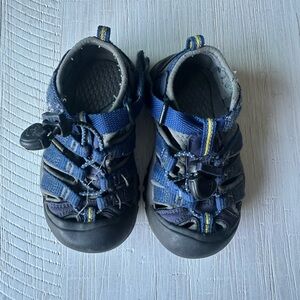 Used Toddler Keen Sandals